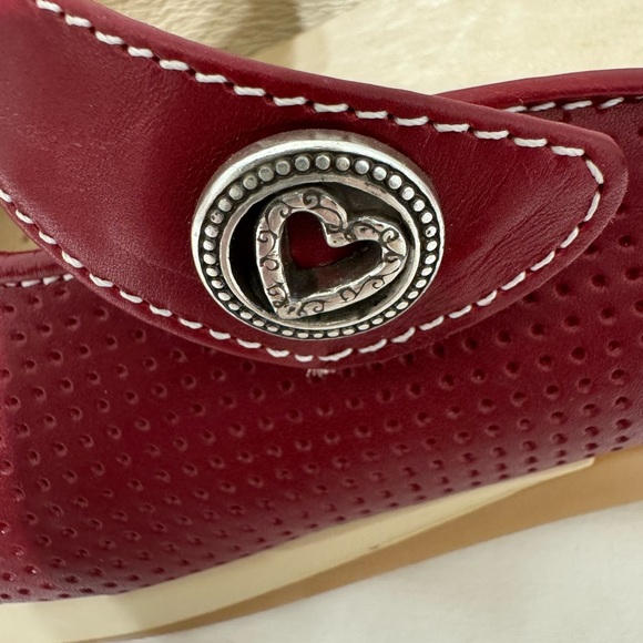 Brighton Erin Red Leather Mules size 8 - Picture 11 of 12